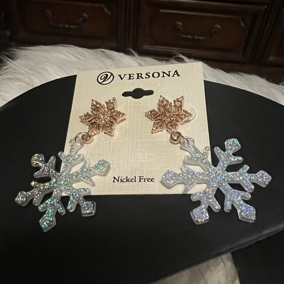 New Nickel Free Iridescent Snowflake Earrings - Picture 3 of 4